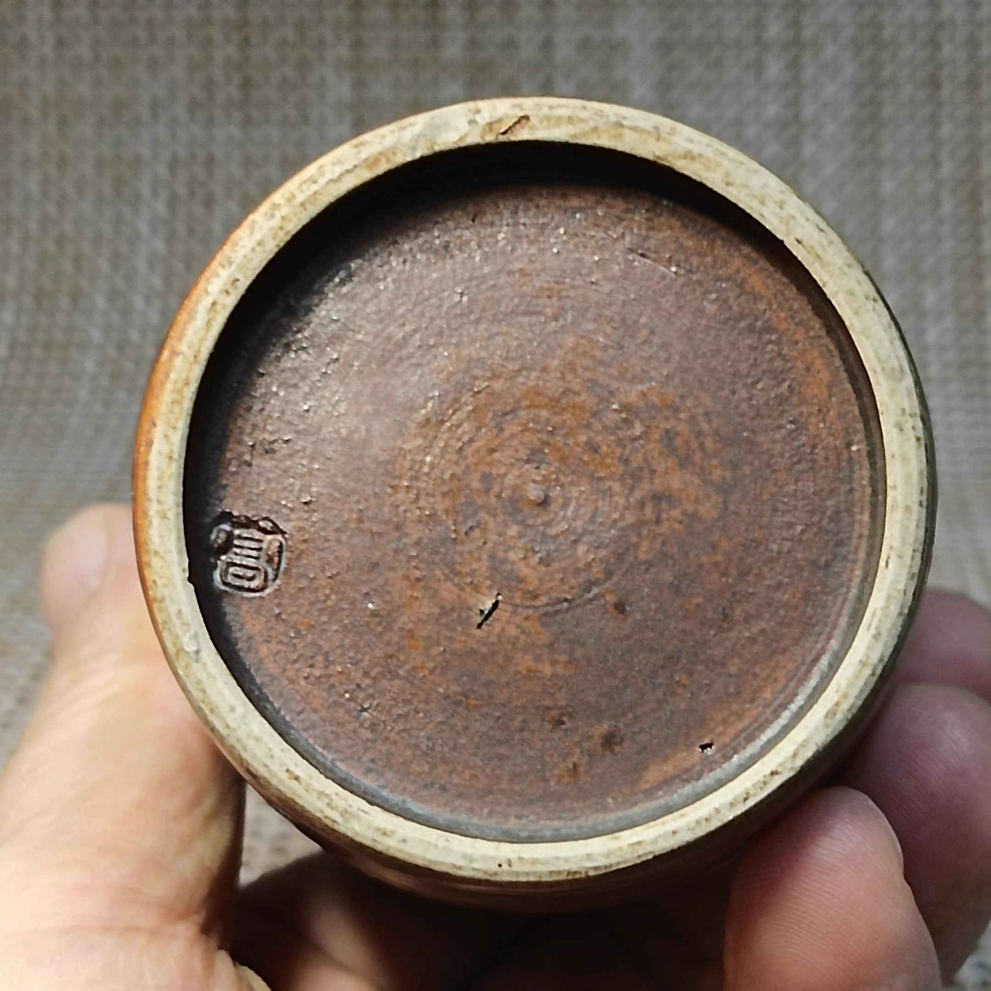 Tanba-yaki White-Glazed Iron-Brown Tokkuri (13cm)