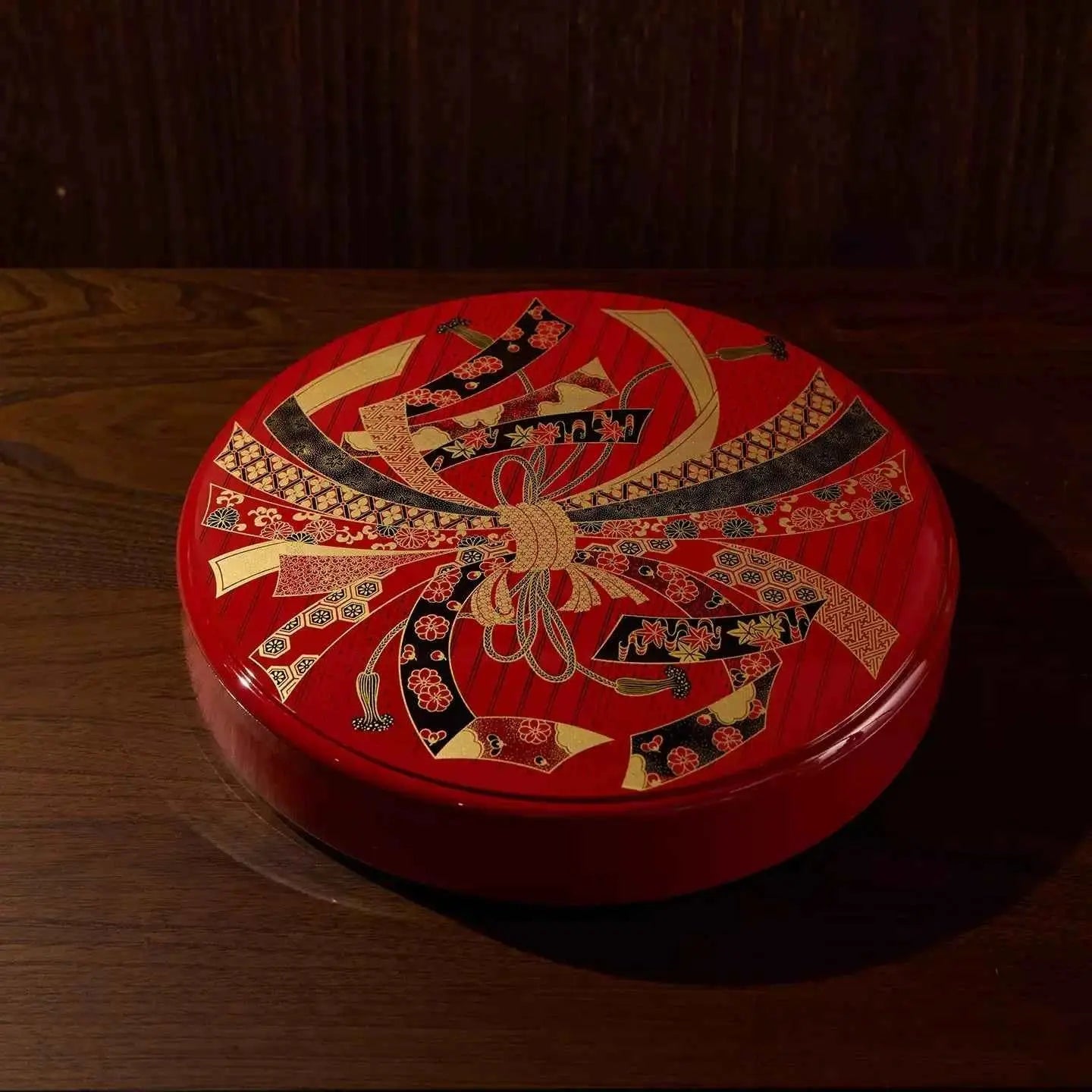 Yamanaka Lacquer Gift Knot Serving Tray – Japanese Artisan Decorative Food Tray with Removable Acrylic Insert | Traditional Japanese Elegance for Entertaining &Gifting