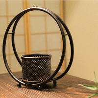 Handcrafted Japanese Ikebana Basket Vase | Sogetsu-Style Woven Bamboo Flower Vessel | Zen Tea Ceremony Décor - Rin Essense 