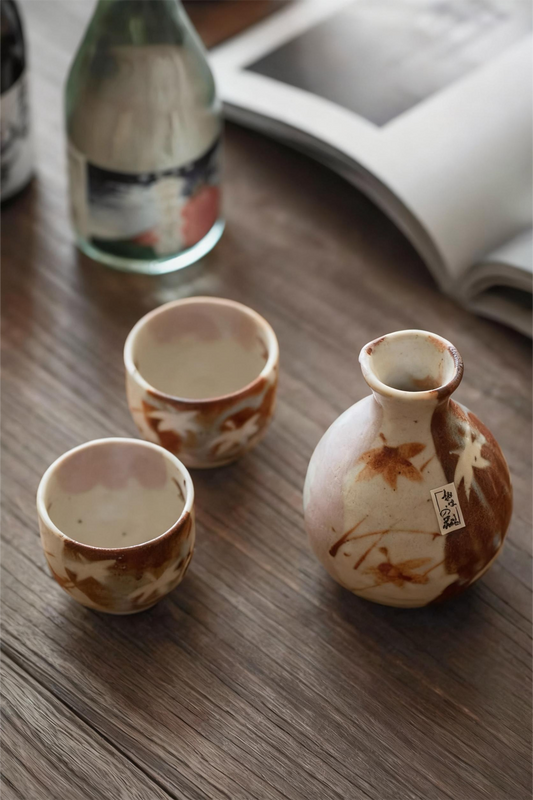Momiji – Shino Ware Sake Set (2 Cups + 1 Tokkuri, Handcrafted in Japan) - Rin Essense 