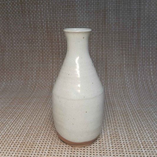 Shigaraki Ware White-Glazed Tokkuri (15cm)