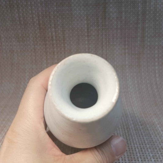 Shigaraki Ware White-Glazed Tokkuri (15cm)