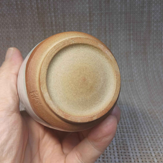 Shigaraki Ware White-Glazed Tokkuri (15cm)