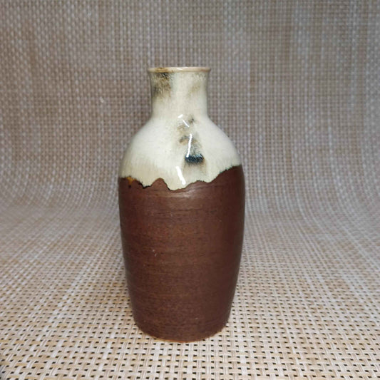 Tanba-yaki White-Glazed Iron-Brown Tokkuri (13cm)