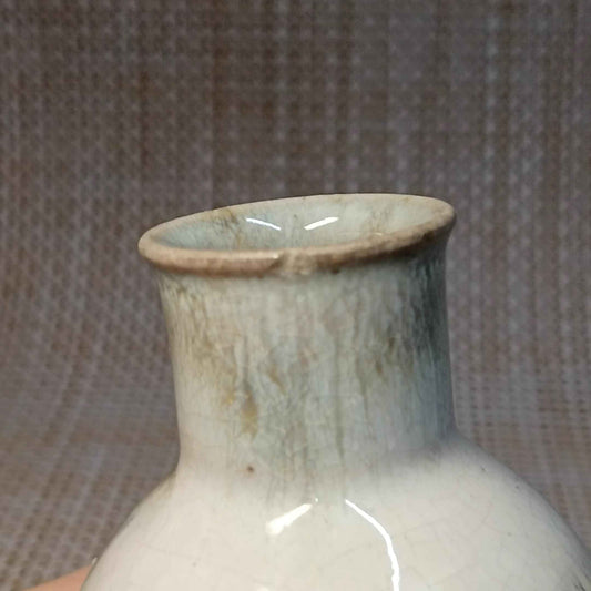 Tanba-yaki White-Glazed Iron-Brown Tokkuri (13cm)