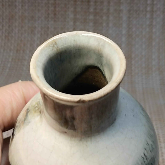 Tanba-yaki White-Glazed Iron-Brown Tokkuri (13cm)