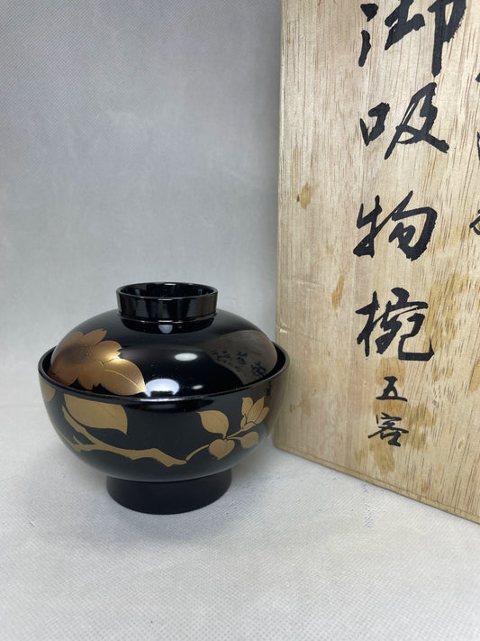 Kinkaku(金閣) - Japanese Urushi Lacquer Chawan, Hiramakie | Winter Atelier Collection