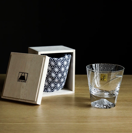 Handcrafted glass Japanese gift whiskey glass sake with intricate patterns and wooden box packaging