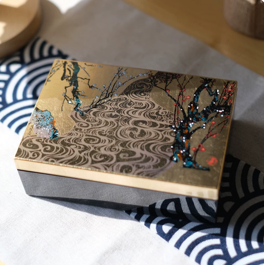 Rin Essense elegant jewelry jewellery box with intricate gold and black tree design on the lid